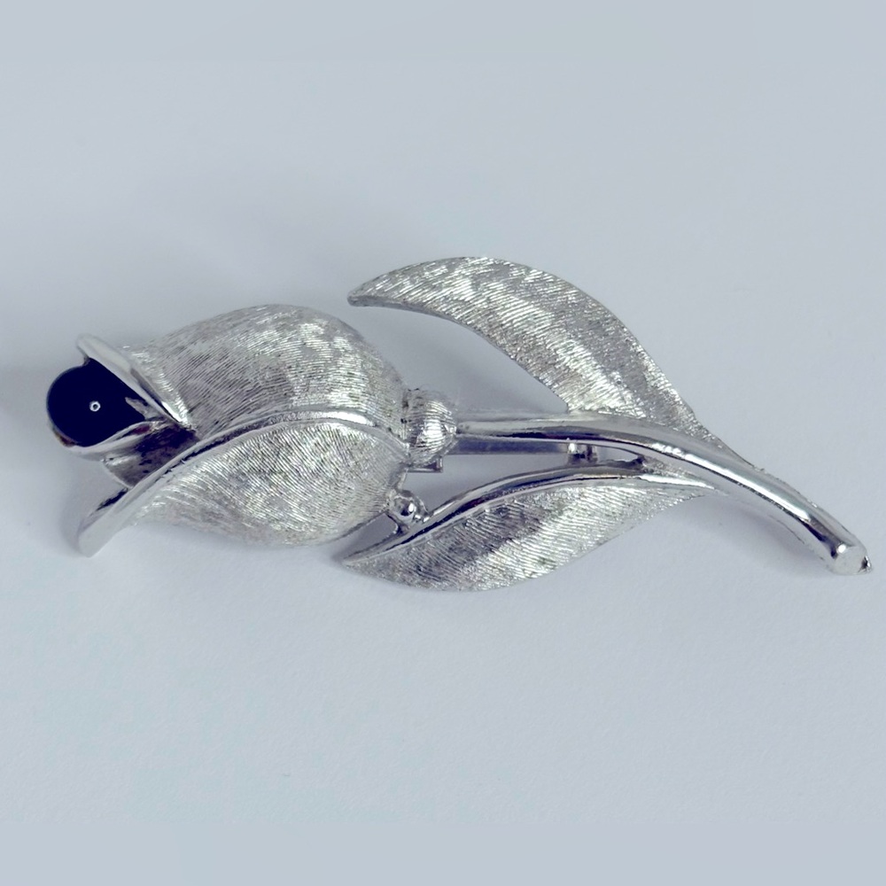 Coro Silver Rose Brooch Vintage Black Stone